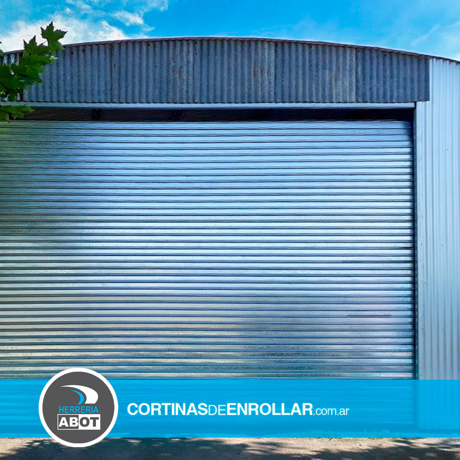 Cortina Ciega en Galpón - Cortinas de Enrollar - Herrería Abot Cortina Ciega en Galpón - Cortinas de Enrollar - Herrería Abot
