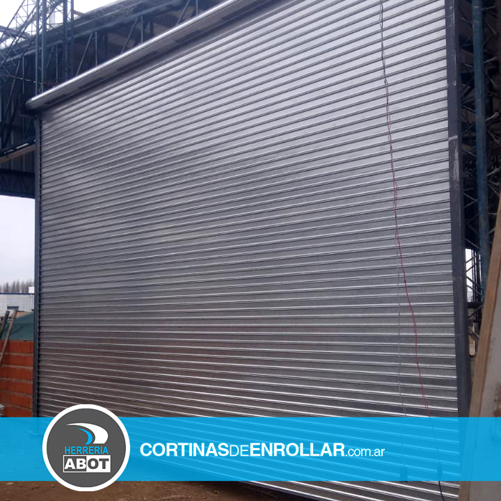 Cortina Galvanizada de enrollar ciega para galpón (Villa Regina, Río Negro) Cortina Galvanizada de enrollar ciega para galpón (Villa Regina, Río Negro)